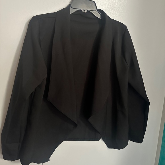 Black Blazer - Picture 3 of 3